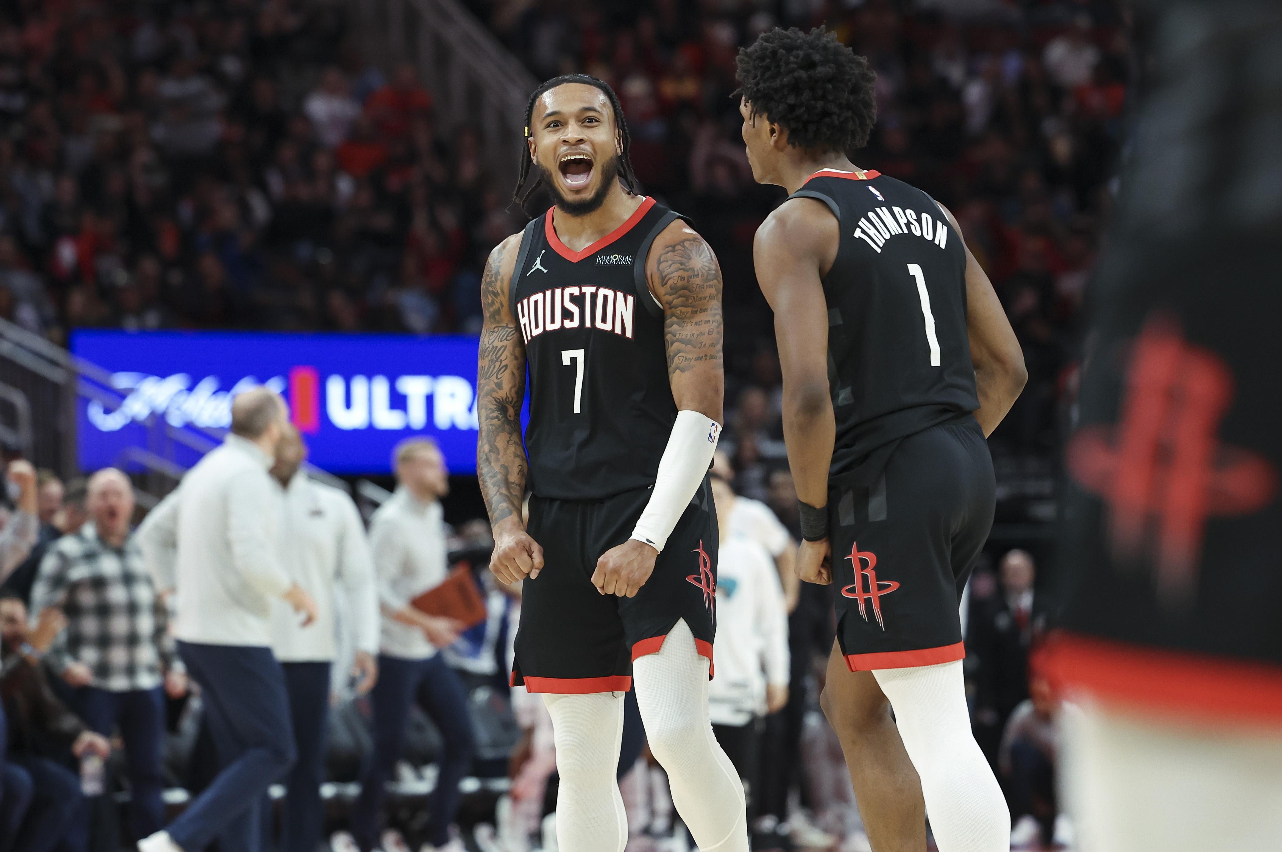 阿门：现役球员没人能去打NFL 惠特摩尔看起来擅长橄榄球